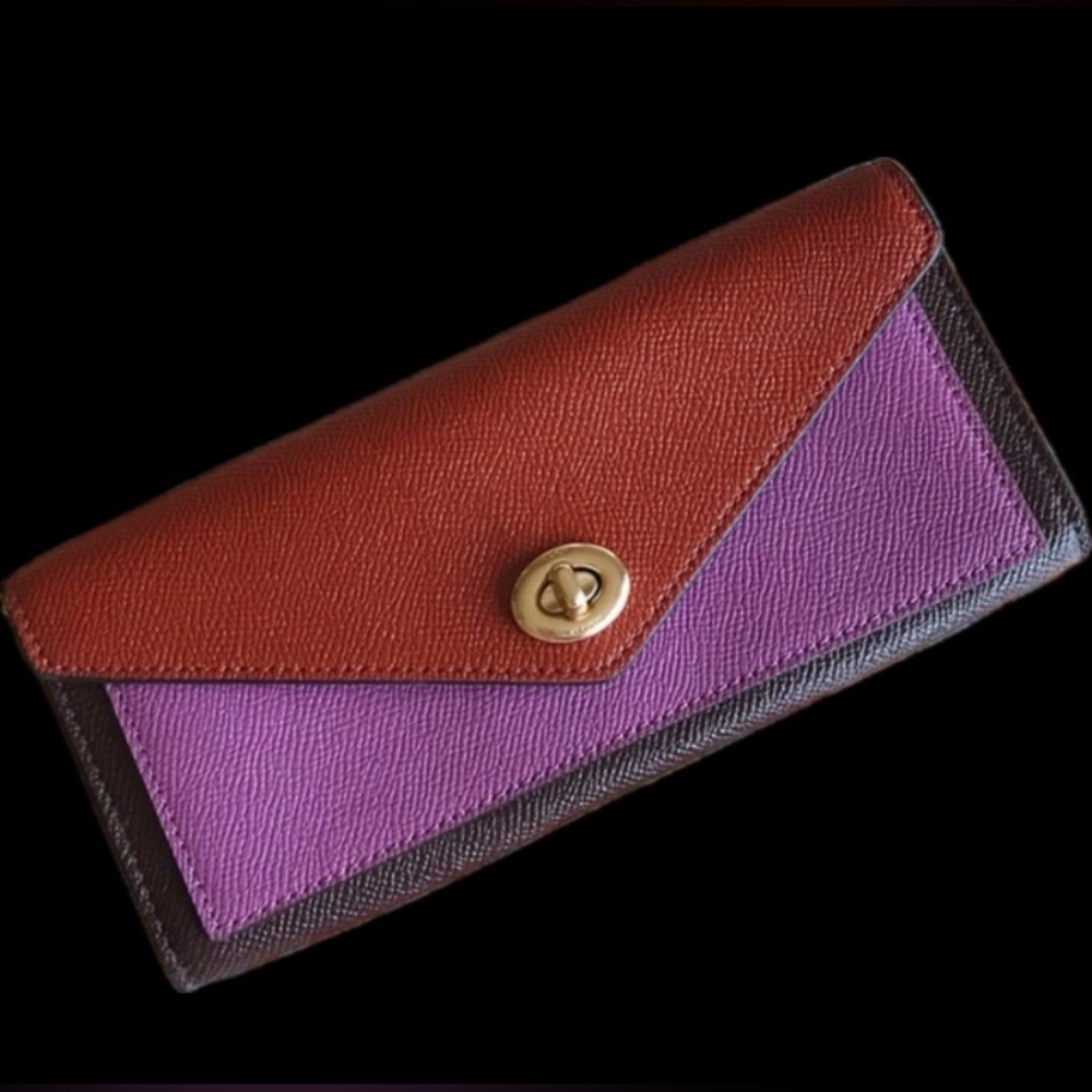 Coach Slim Envelope Clutch Wallet
Crossbody With Chain In Colorblock
C1909 - Picture 2 of 2